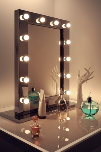 Noelle Işıklı Makyaj Aynası 60x80cm